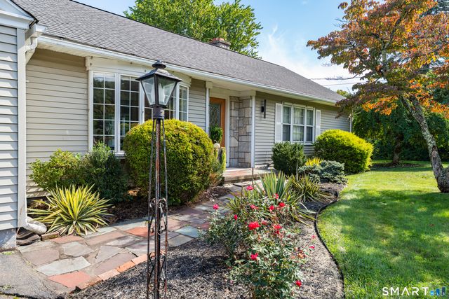 1085 Dunbar Hill Road, Hamden, CT 06514