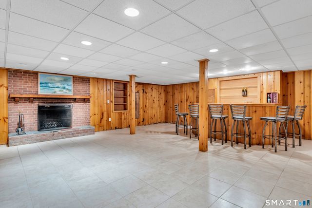 1085 Dunbar Hill Road, Hamden, CT 06514