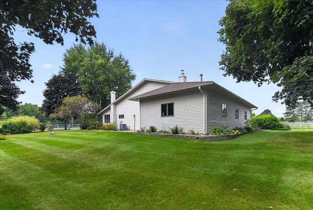 4956 Enchanted Valley Road, Middleton, WI 53562