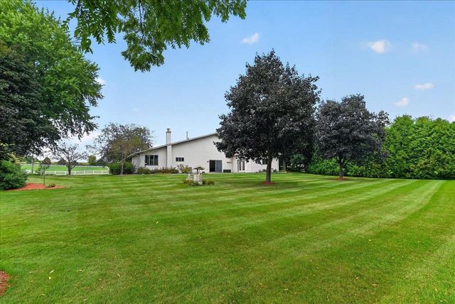 4956 Enchanted Valley Road, Middleton, WI 53562