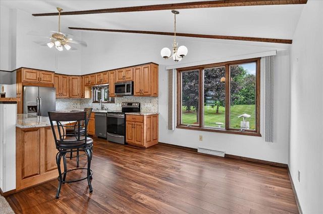 4956 Enchanted Valley Road, Middleton, WI 53562