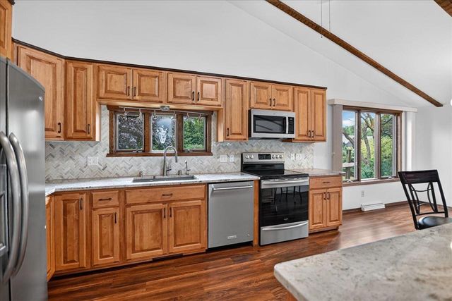 4956 Enchanted Valley Road, Middleton, WI 53562