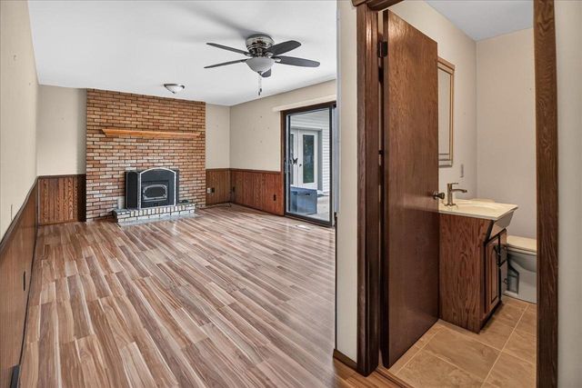 4956 Enchanted Valley Road, Middleton, WI 53562