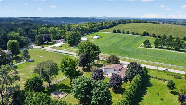 4956 Enchanted Valley Road, Middleton, WI 53562