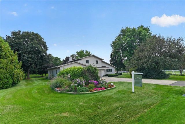 4956 Enchanted Valley Road, Middleton, WI 53562