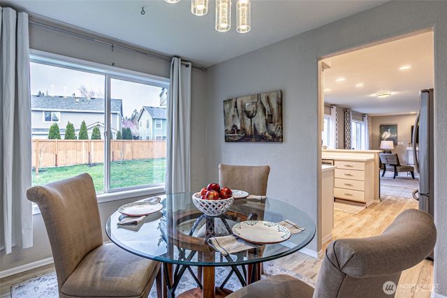 5490 Park Place Loop SE, Lacey, WA 98503