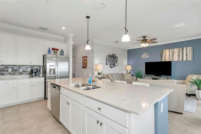 18028 GAWTHROP DRIVE 402, Bradenton, FL 34211