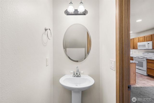 15107 Carter Loop SE, Yelm, WA 98597