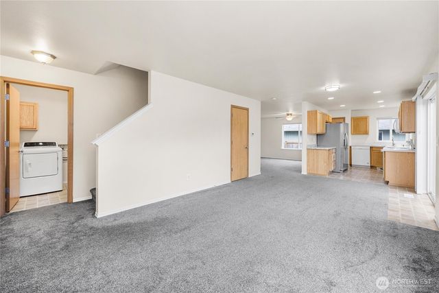 15107 Carter Loop SE, Yelm, WA 98597