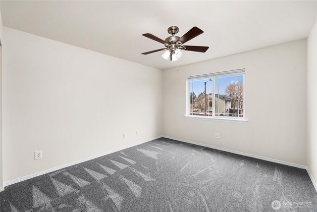 15107 Carter Loop SE, Yelm, WA 98597