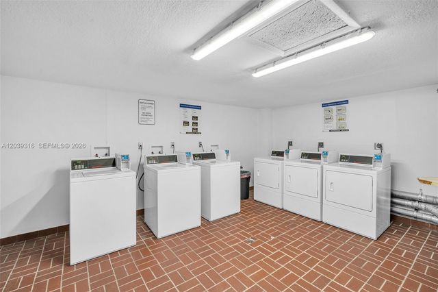 8700 SW 133rd Ave Rd 312, Miami, FL 33183