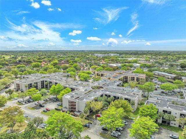 8700 SW 133rd Ave Rd 312, Miami, FL 33183