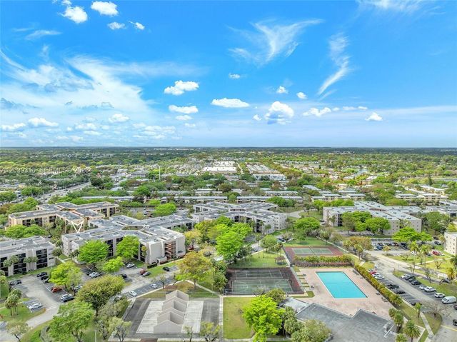 8700 SW 133rd Ave Rd 312, Miami, FL 33183