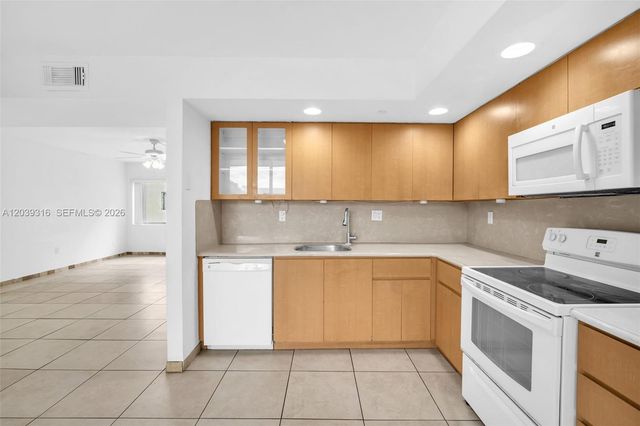 8700 SW 133rd Ave Rd 312, Miami, FL 33183