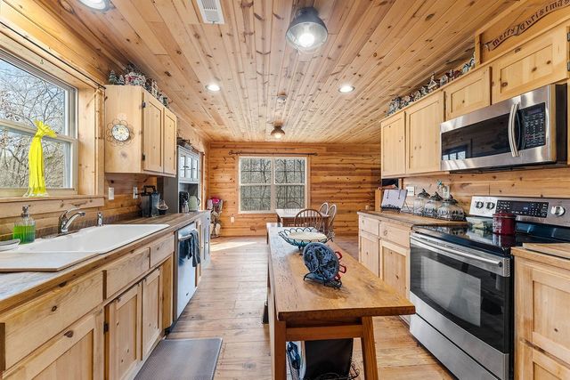 10288 Limekiln Road, Decatur, AR 72722