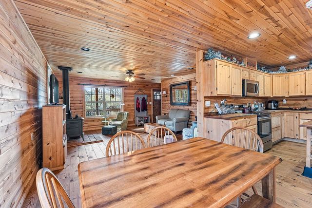 10288 Limekiln Road, Decatur, AR 72722