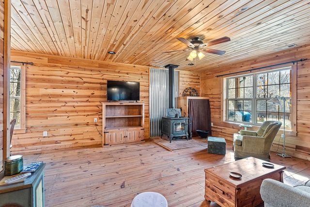 10288 Limekiln Road, Decatur, AR 72722