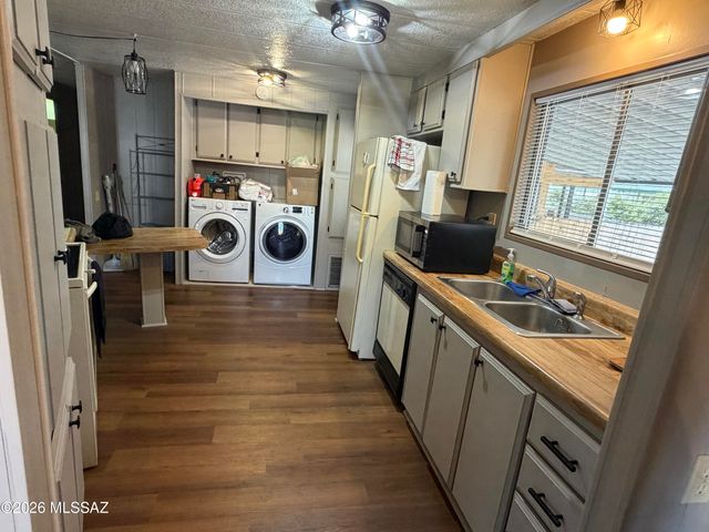 3411 S Camino Seco Unit 12, Tucson, AZ 85730