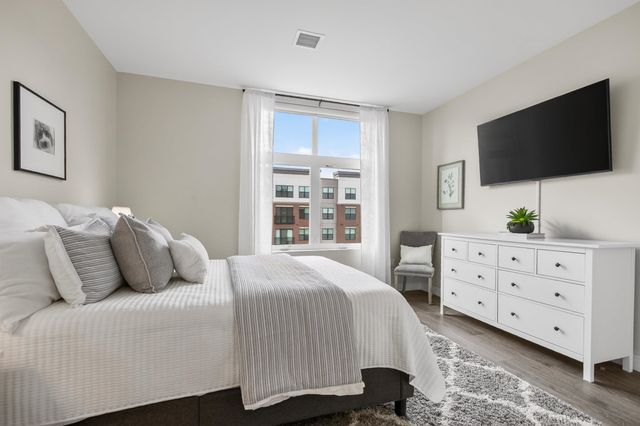 18 Artisan Dr Unit 519, Salem, NH 03079