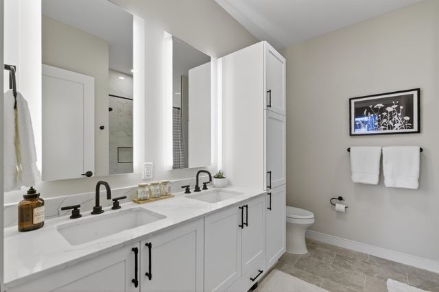 18 Artisan Dr Unit 519, Salem, NH 03079