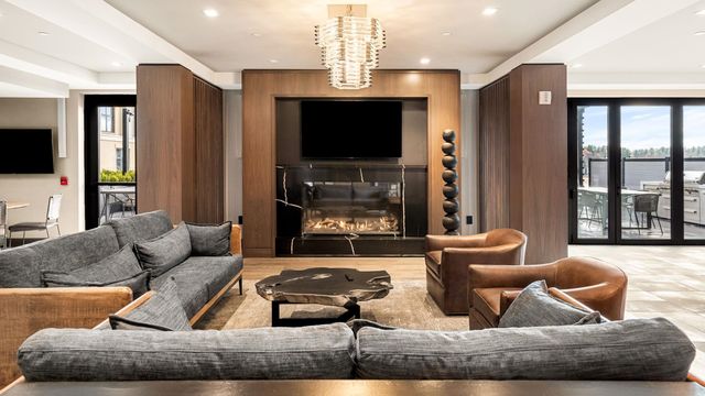 18 Artisan Dr Unit 519, Salem, NH 03079