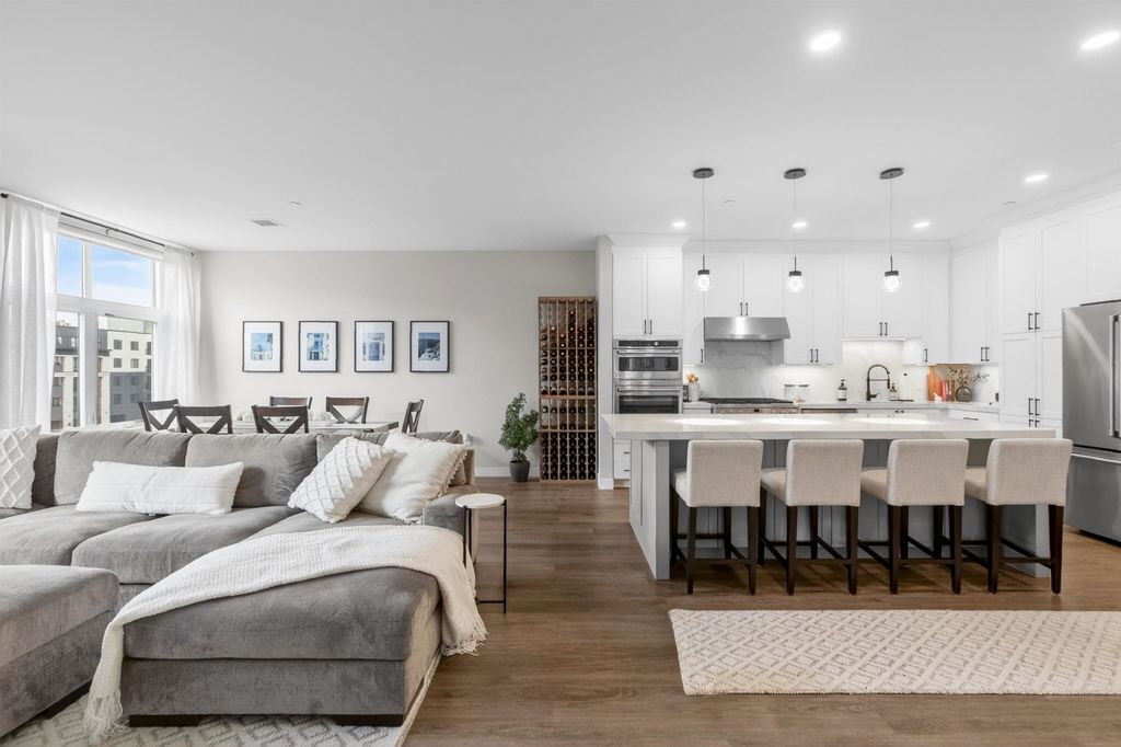 18 Artisan Dr Unit 519, Salem, NH 03079