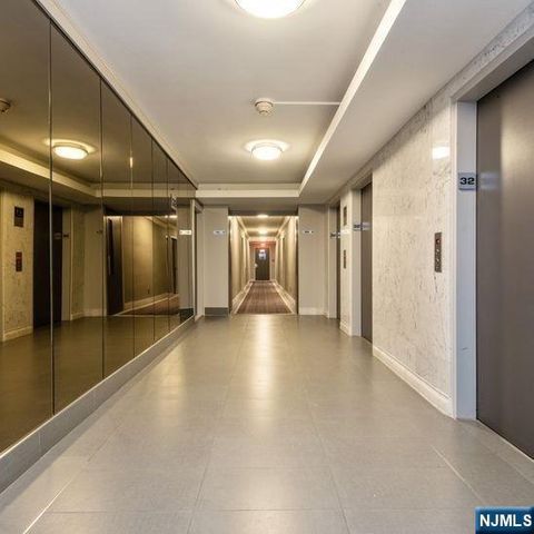 6040 Boulevard East 18c, West New York, NJ 07093