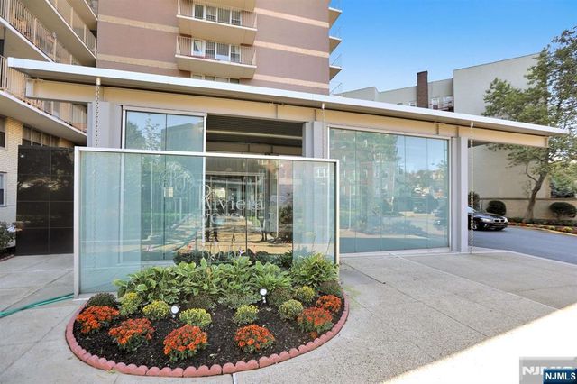 6040 Boulevard East 18c, West New York, NJ 07093
