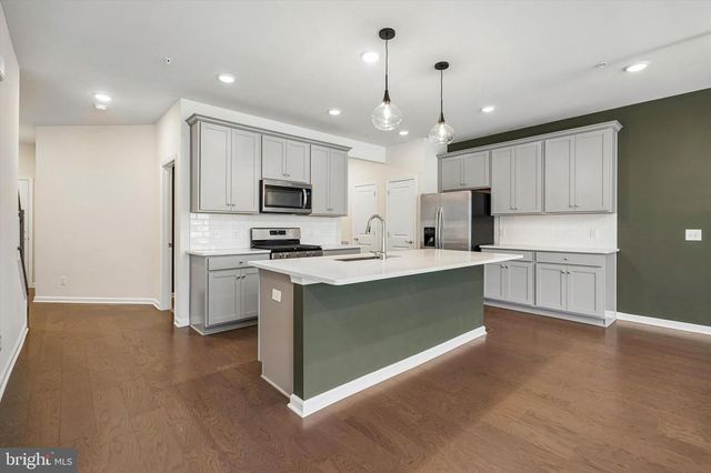 755 FINLAY DR, Souderton, PA 18964