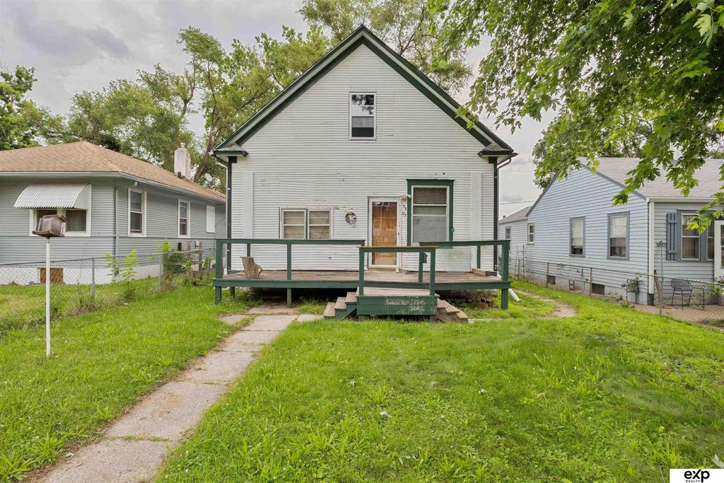 5507 N 28th Avenue, Omaha, NE 68111