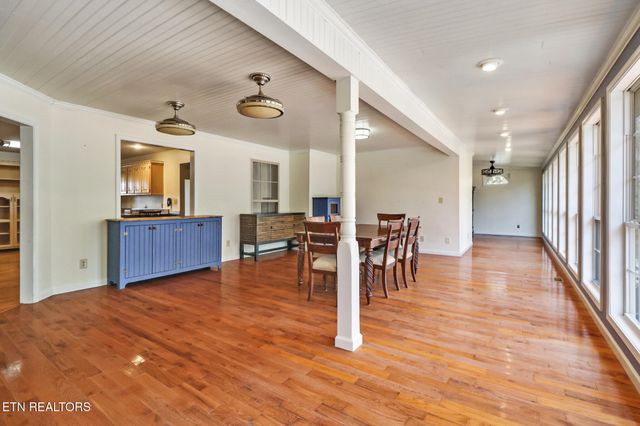 233 Redmon Rd, Wartburg, TN 37887