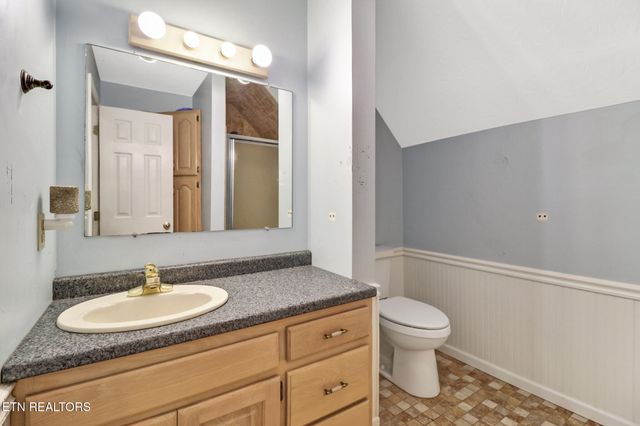 233 Redmon Rd, Wartburg, TN 37887