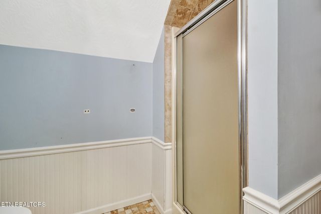 233 Redmon Rd, Wartburg, TN 37887