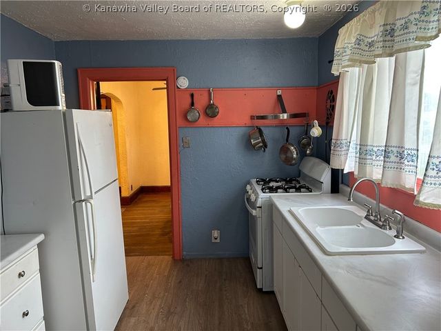 333 19th Street, Dunbar, WV 25064