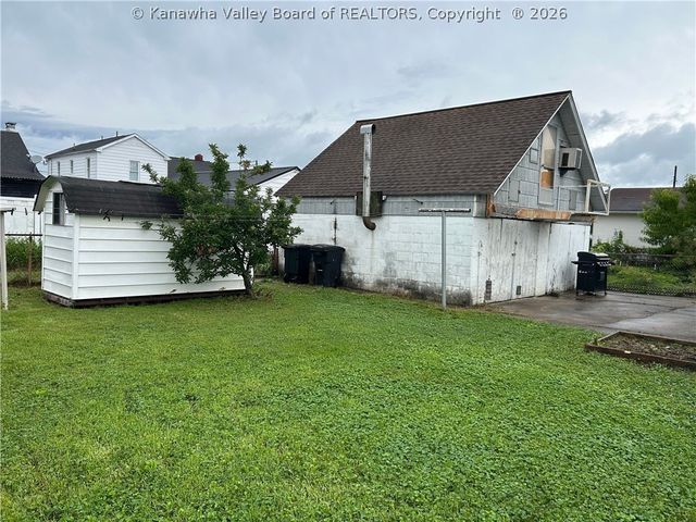 333 19th Street, Dunbar, WV 25064