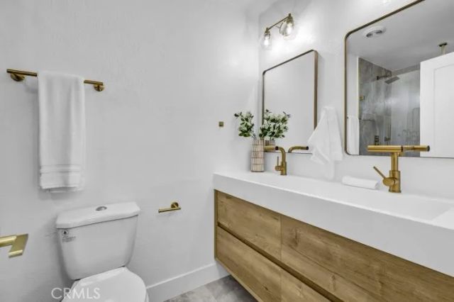8 Misty Creek, Laguna Hills, CA 92653