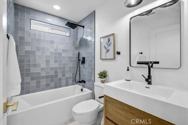 8 Misty Creek, Laguna Hills, CA 92653