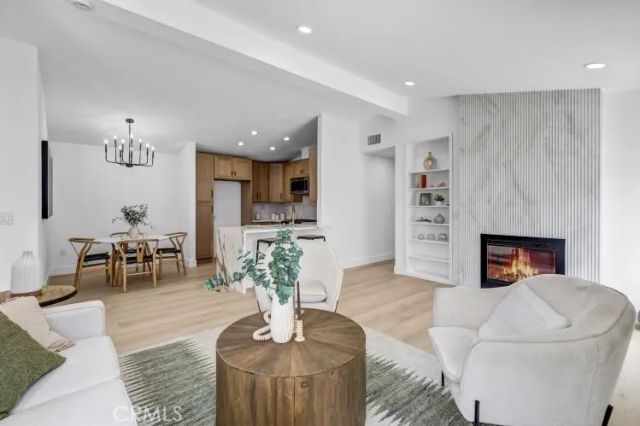 8 Misty Creek, Laguna Hills, CA 92653