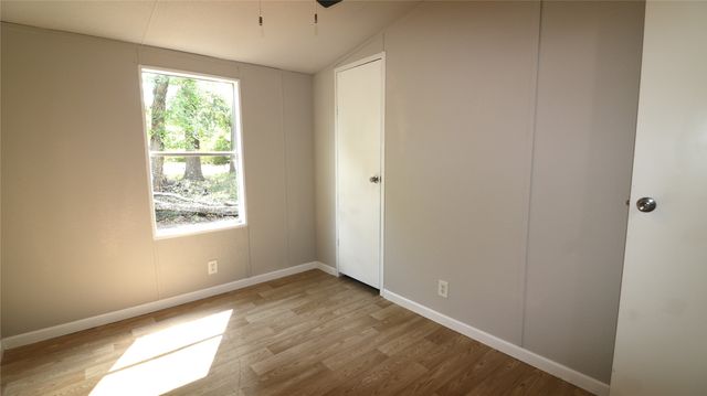 112 Private Road 483, Hillsboro, TX 76645