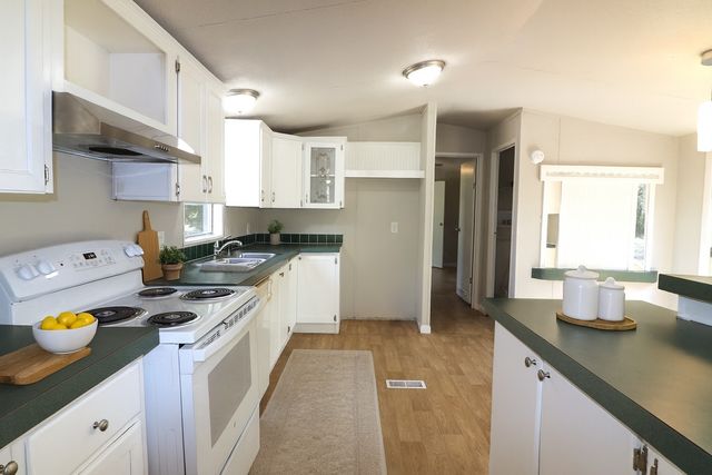 112 Private Road 483, Hillsboro, TX 76645