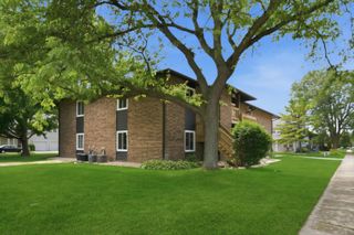 19409 Oakwood Avenue C, Country Club Hills, IL 60478