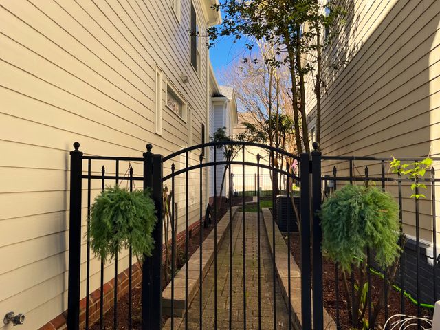 205 Cheltenham Ave, Franklin, TN 37064