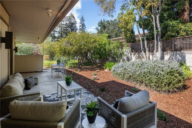 72 Bay Tree Lane, Los Altos, CA 94022