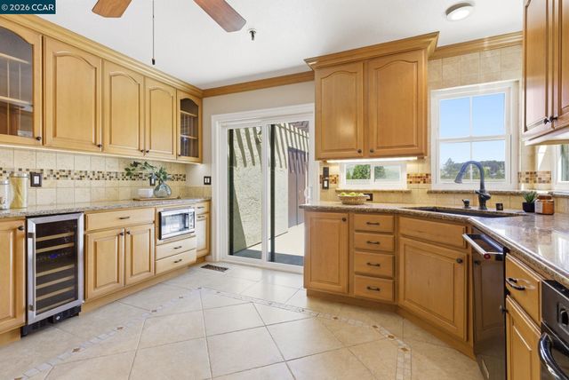 3279 Mt Diablo Ct 31, Lafayette, CA 94549