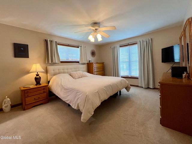 1 Taylor Street, Saratoga Springs, NY 12866