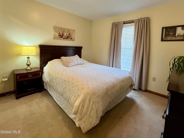 1 Taylor Street, Saratoga Springs, NY 12866