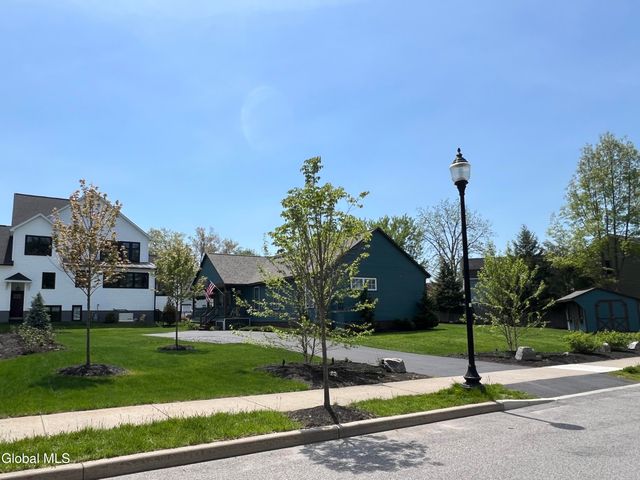 1 Taylor Street, Saratoga Springs, NY 12866