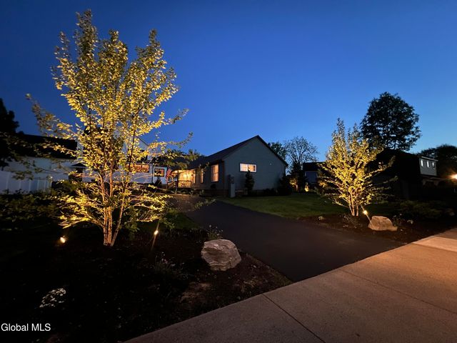1 Taylor Street, Saratoga Springs, NY 12866