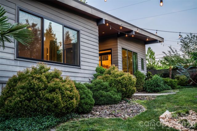 4438 Raney Way, Charlotte, NC 28205