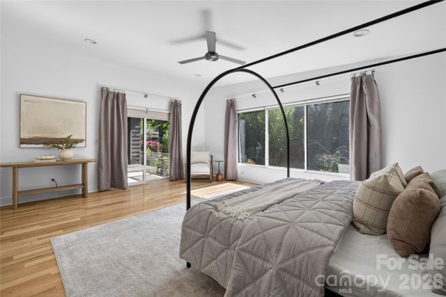 4438 Raney Way, Charlotte, NC 28205